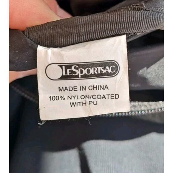 Lesportsac Weekender Bag Black Shiny 14" Overnight Pockets Coated Duffe Bag Rare - Picture 12 of 14